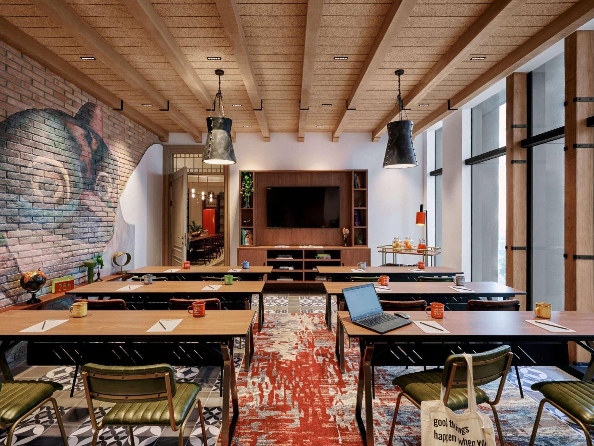 25Hours Hotel Jakarta The Oddbird 외부 사진